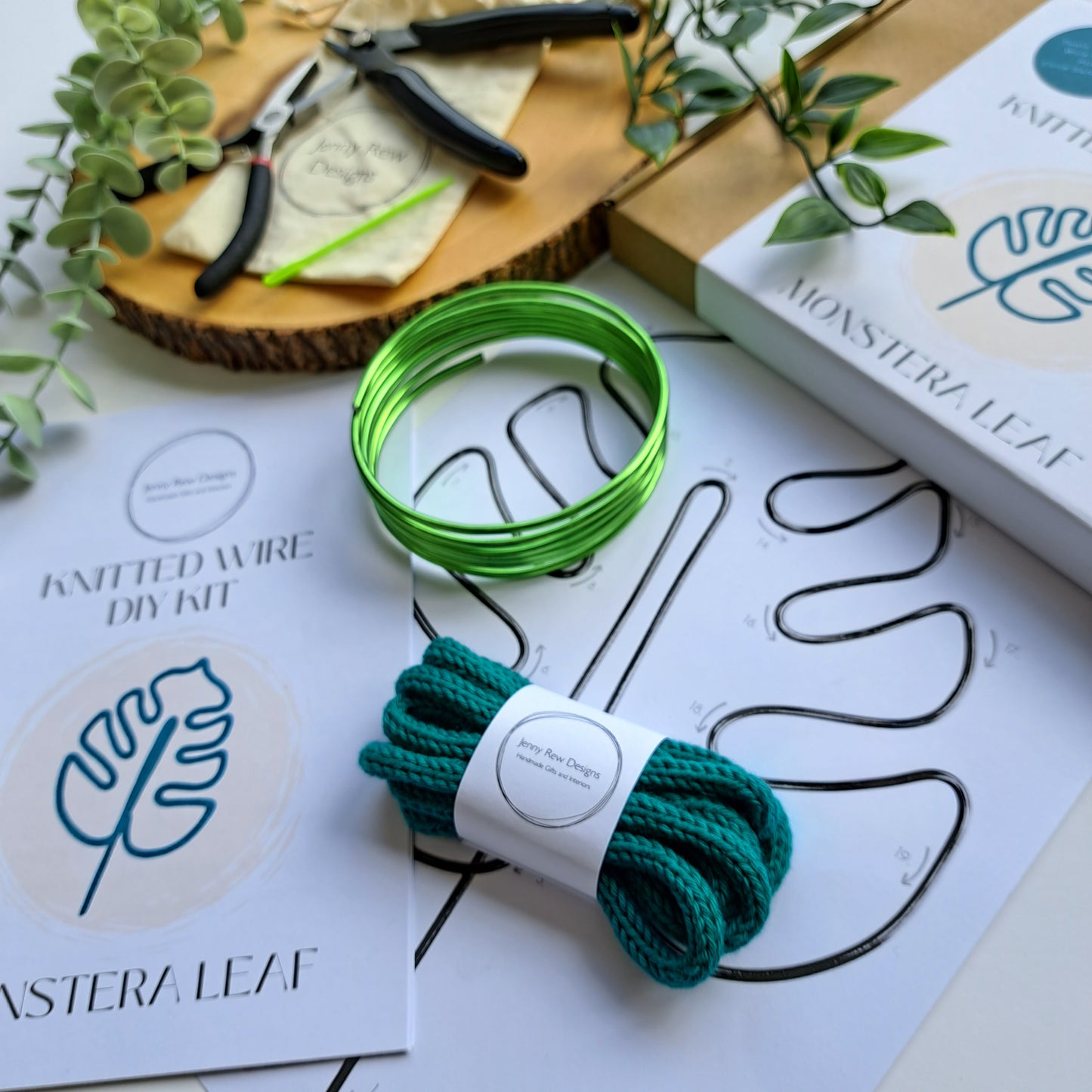 DIY Knitted Wire Kit - Monstera Leaf (tools incl)
